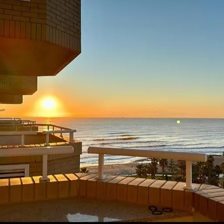 Casa Imagine Apartment, Primera Linea D Playa Magic World * أوروبيسا ذيل مار